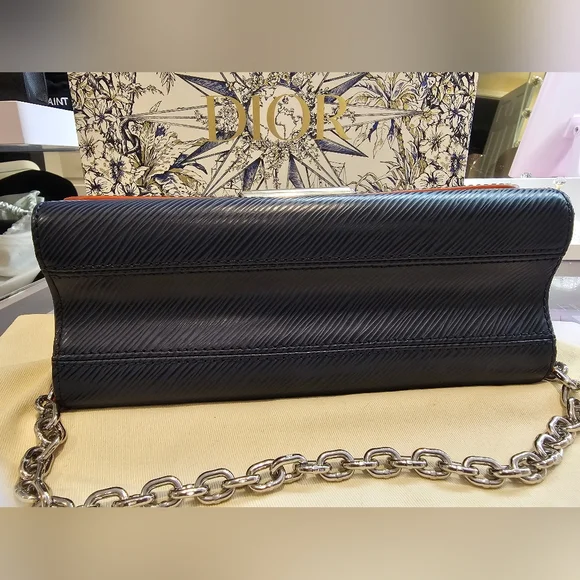 Louis Vuitton Twist MM Epi Leather Crossbody Navy Blue Bag - Picture 9 of 13